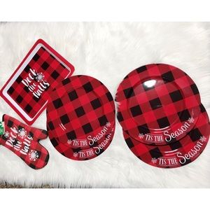 Christmas decor.  Very nice Charger plates.